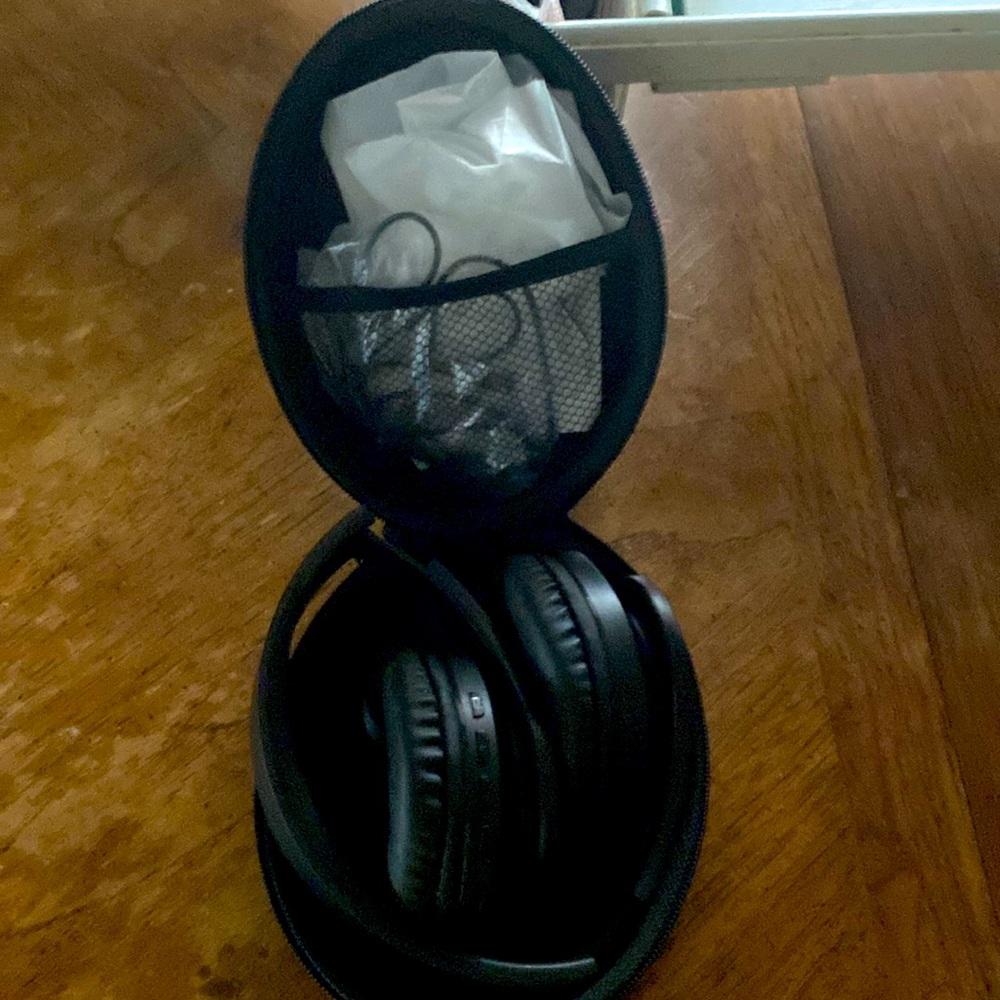 ZIHNIO Bluetooth headphones